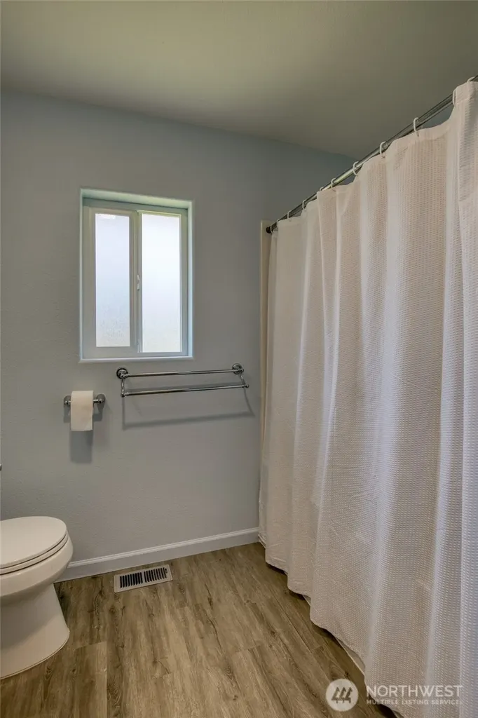 44 Hale Avenue Hoquiam WA 98550