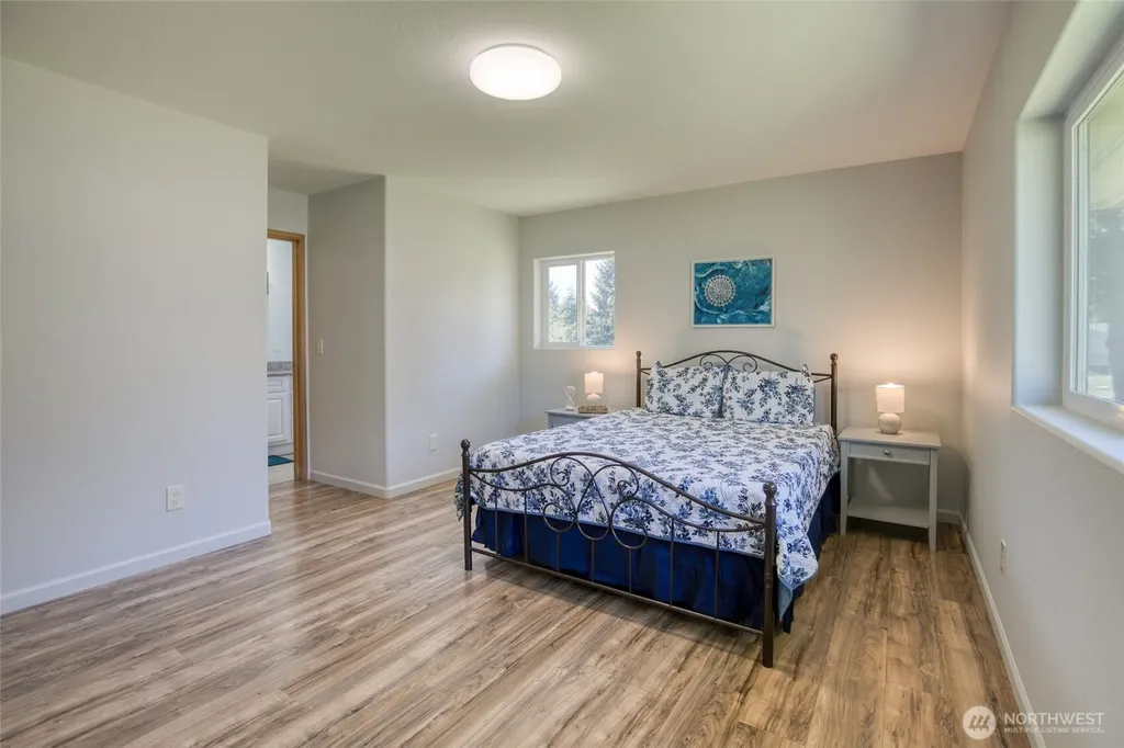 44 Hale Avenue Hoquiam WA 98550