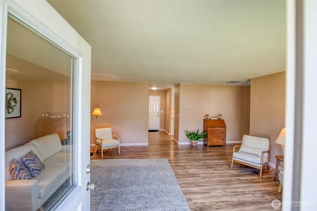 44 Hale Avenue Hoquiam WA 98550