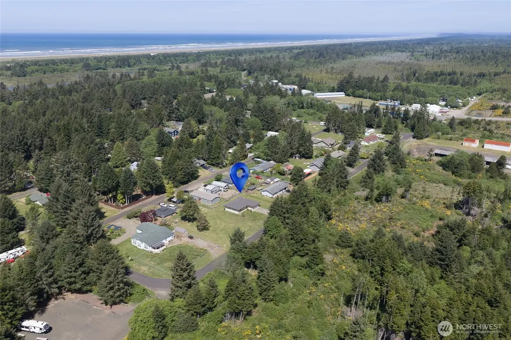 44 Hale Avenue Hoquiam WA 98550