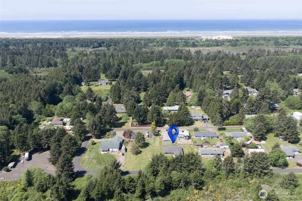 44 Hale Avenue Hoquiam WA 98550