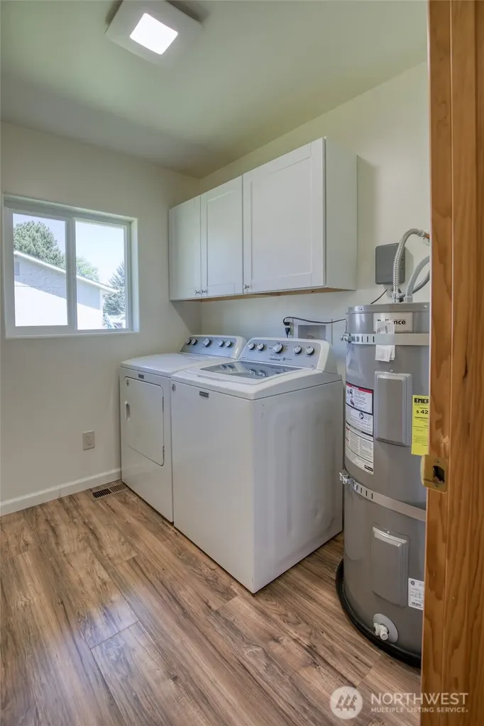 44 Hale Avenue Hoquiam WA 98550