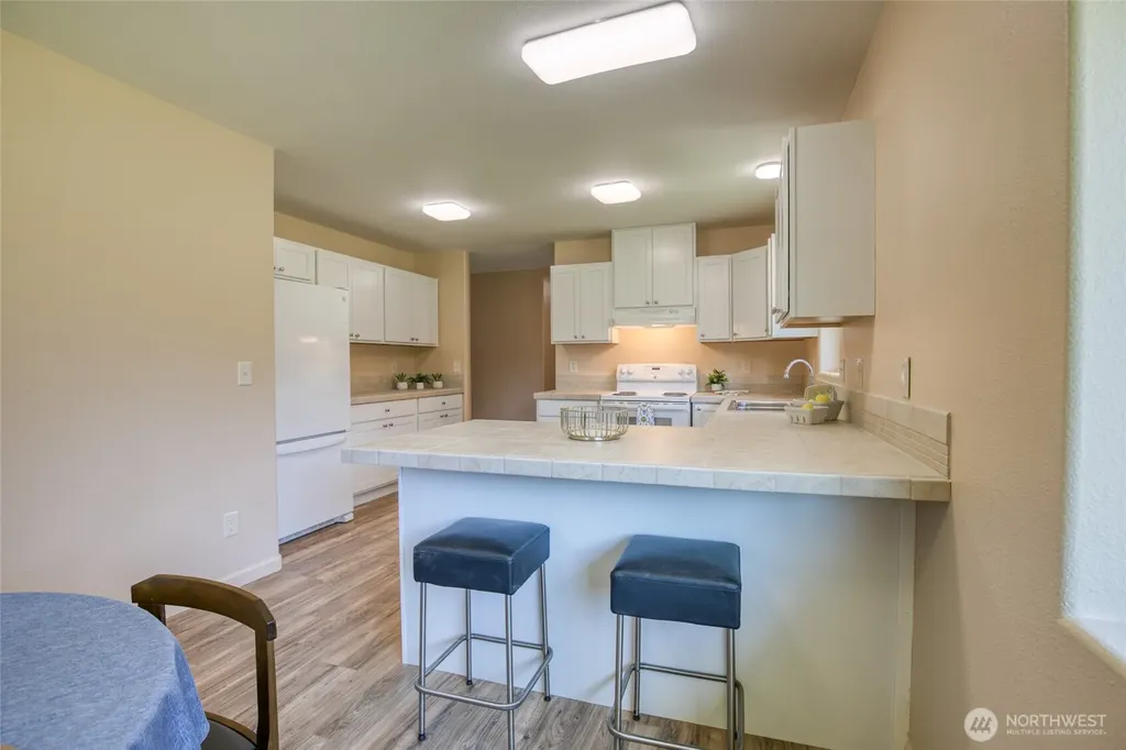 44 Hale Avenue Hoquiam WA 98550