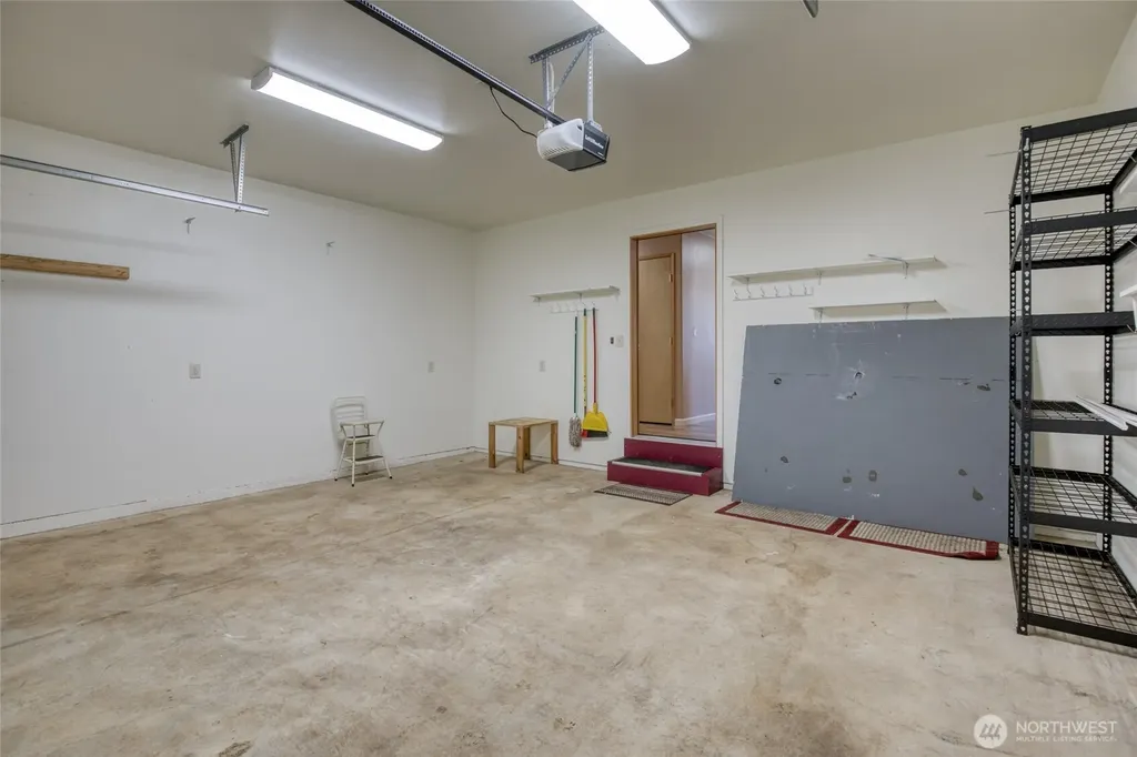 44 Hale Avenue Hoquiam WA 98550
