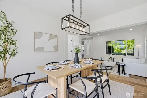 23991 SE 10th Street Sammamish WA 98075