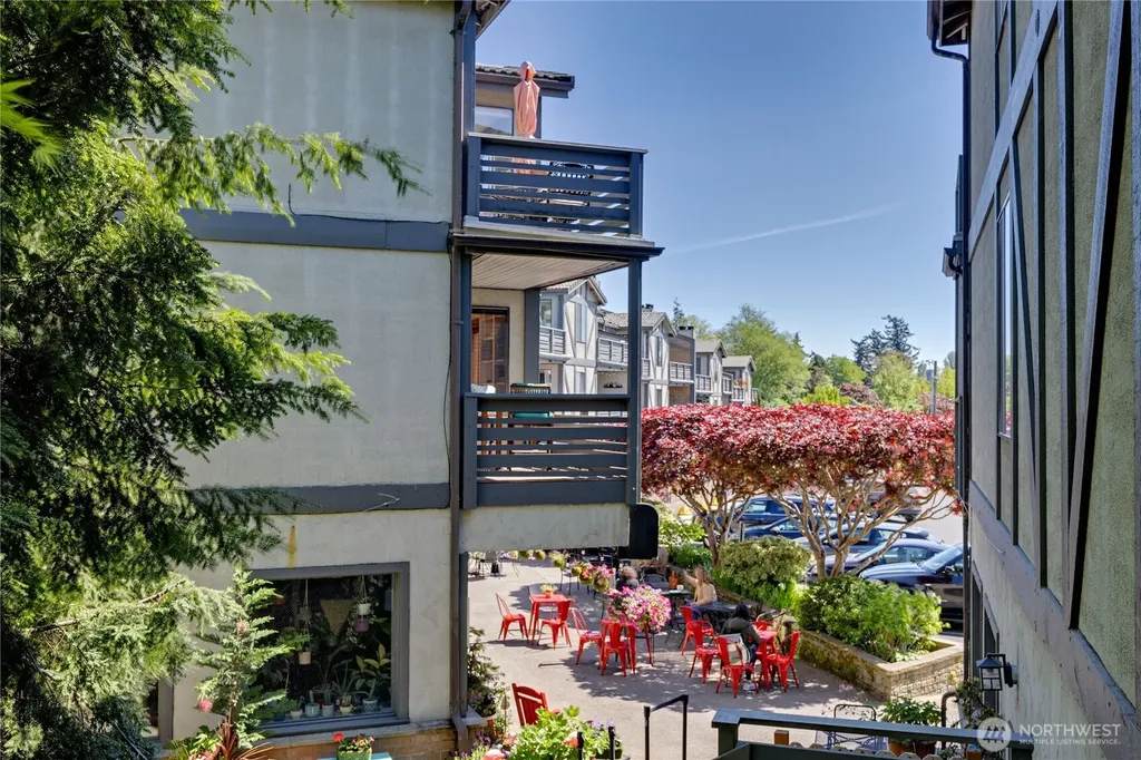 153 Madison Avenue N Bainbridge Island WA 98110