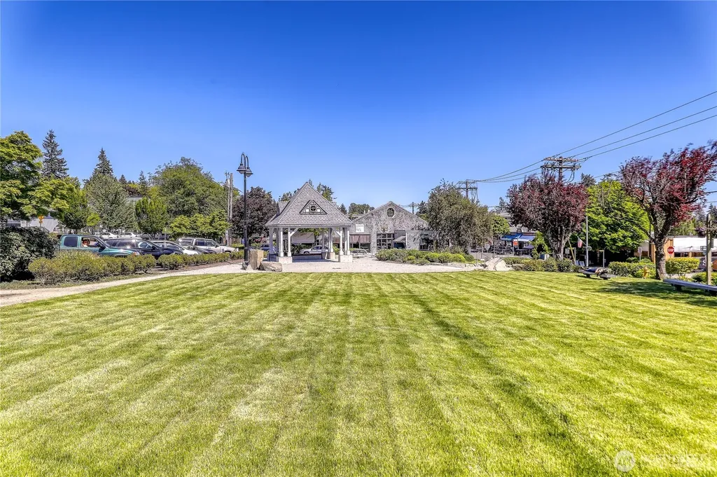 153 Madison Avenue N Bainbridge Island WA 98110