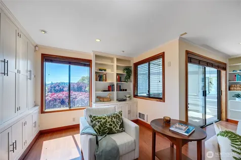 153 Madison Avenue N Bainbridge Island WA 98110