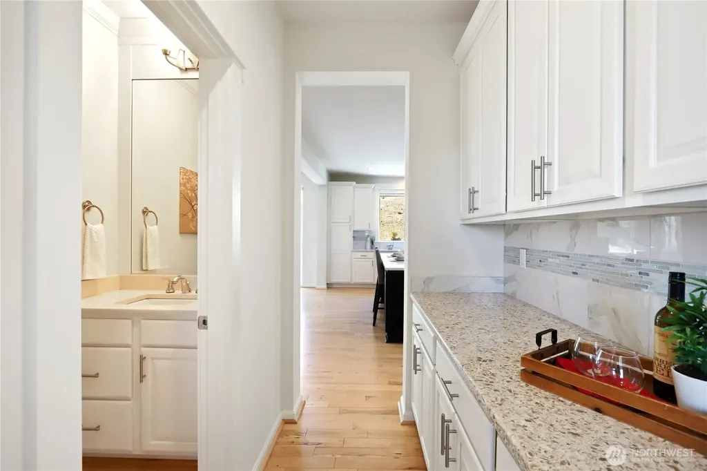 10922 NE 194th Drive Bothell WA 98011
