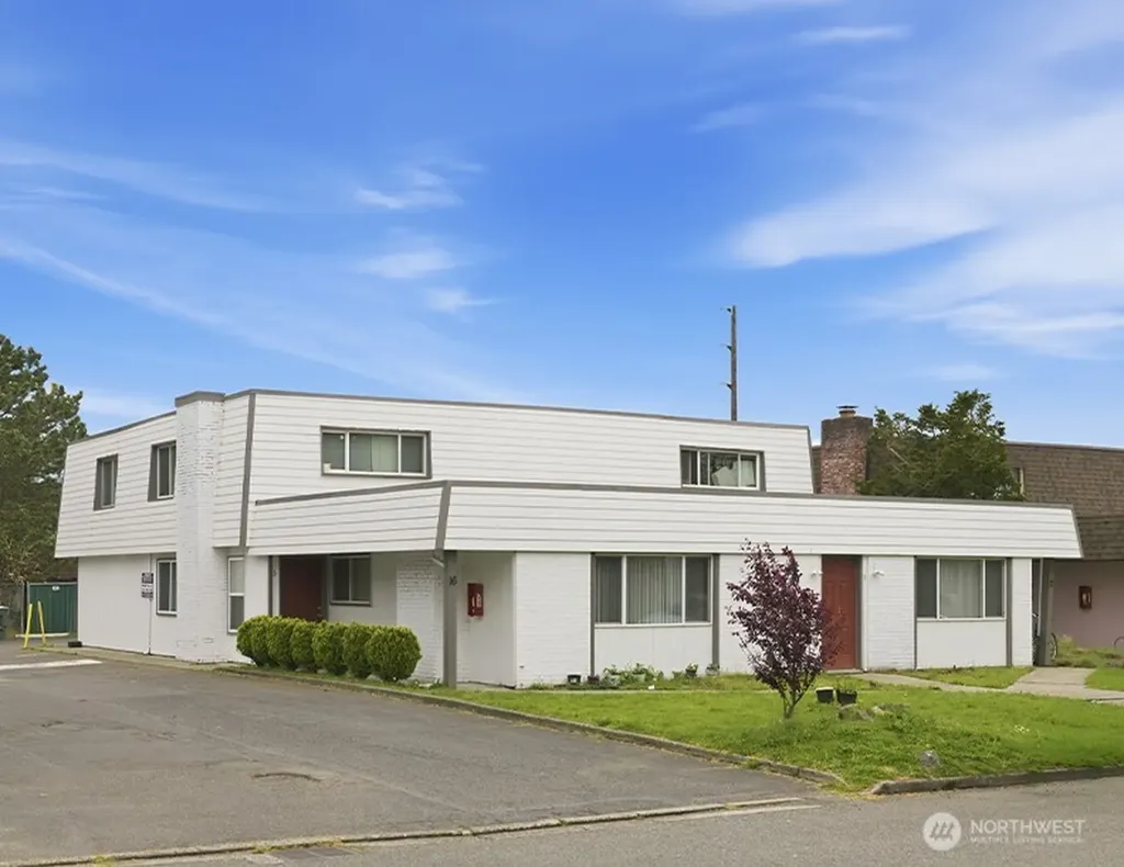 16 147th Avenue SE Bellevue WA 98007
