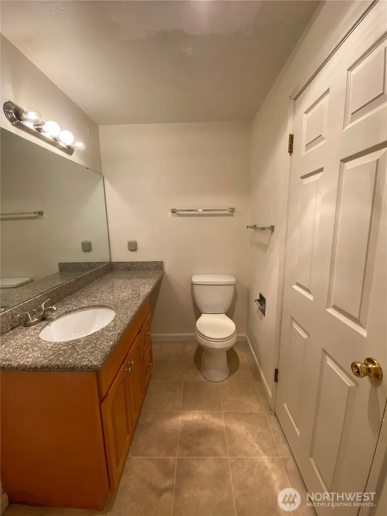 16 147th Avenue SE Bellevue WA 98007