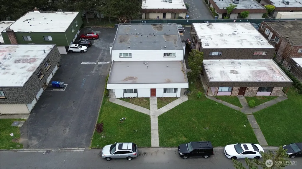 16 147th Avenue SE Bellevue WA 98007