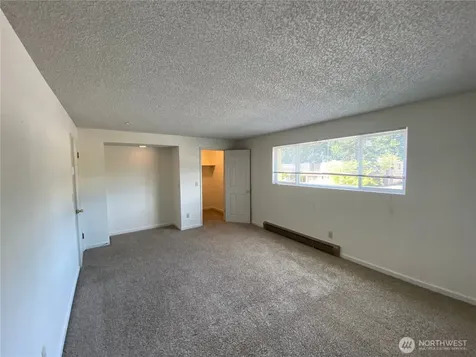 16 147th Avenue SE Bellevue WA 98007