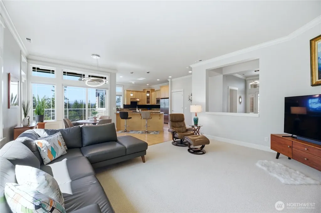5822 122nd Street Gig Harbor WA 98332