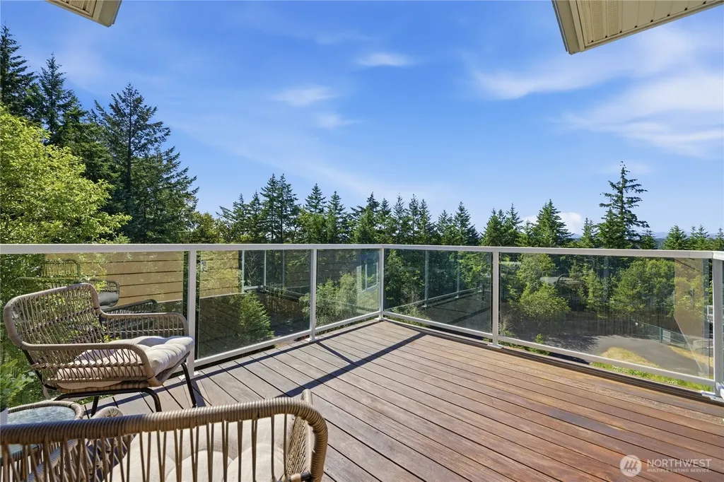 5822 122nd Street Gig Harbor WA 98332