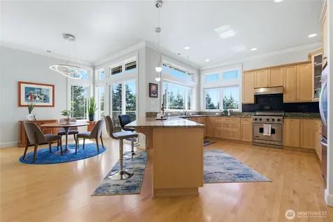 5822 122nd Street Gig Harbor WA 98332