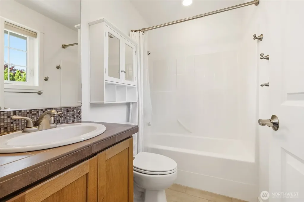 1737 Mt Baker Avenue NE Renton WA 98059