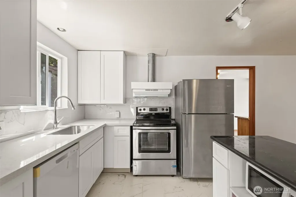 13721 37th Avenue NE Seattle WA 98125