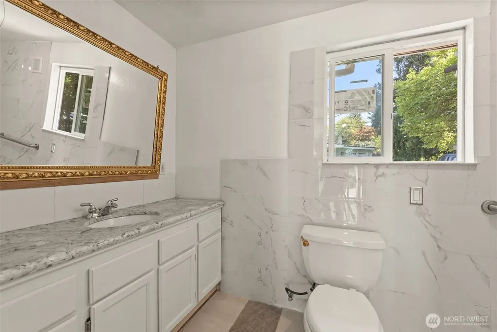 13721 37th Avenue NE Seattle WA 98125