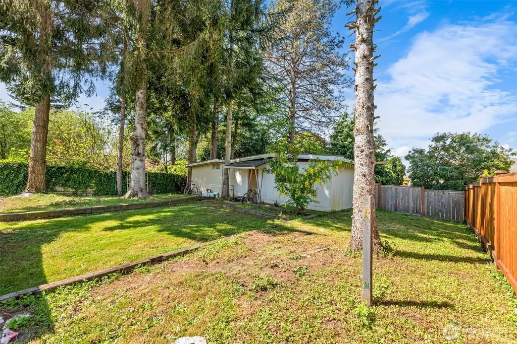 13721 37th Avenue NE Seattle WA 98125