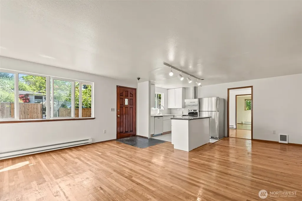 13721 37th Avenue NE Seattle WA 98125