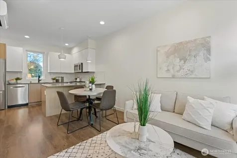 2310 W Newton Street Seattle WA 98199