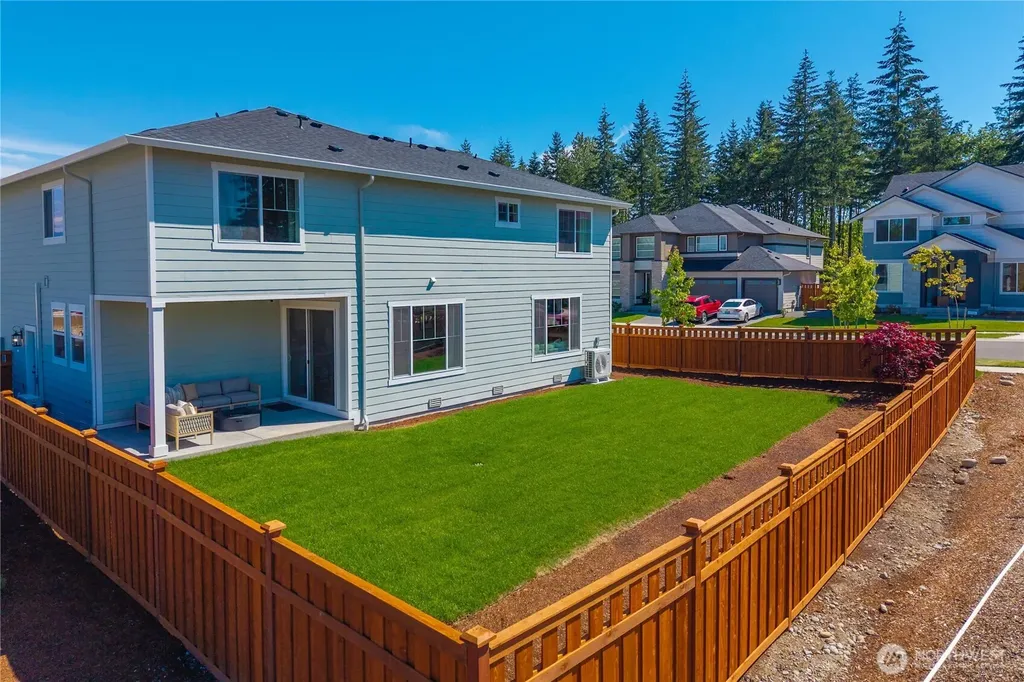 13914 208th Avenue E Bonney Lake WA 98391