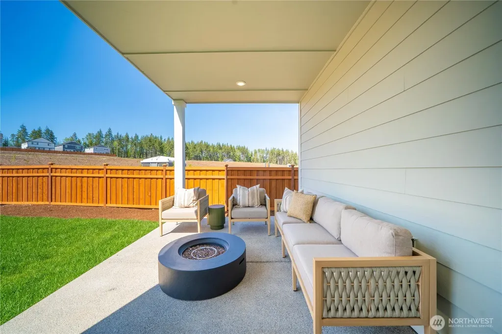 13914 208th Avenue E Bonney Lake WA 98391