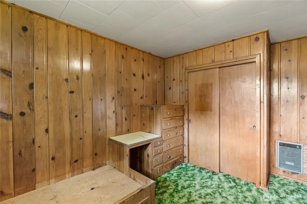 106 Jefferson Street South Bend WA 98586
