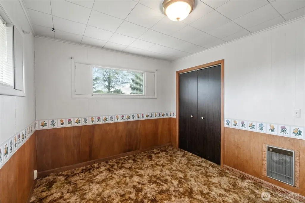 106 Jefferson Street South Bend WA 98586