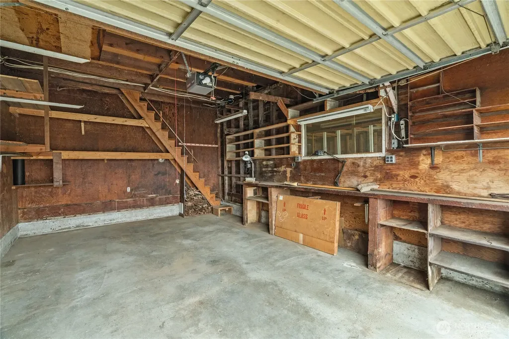 106 Jefferson Street South Bend WA 98586
