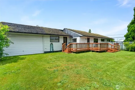 106 Jefferson Street South Bend WA 98586