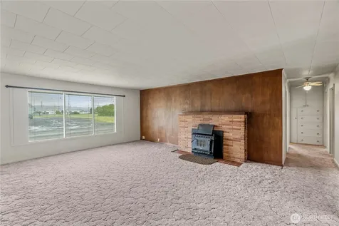106 Jefferson Street South Bend WA 98586
