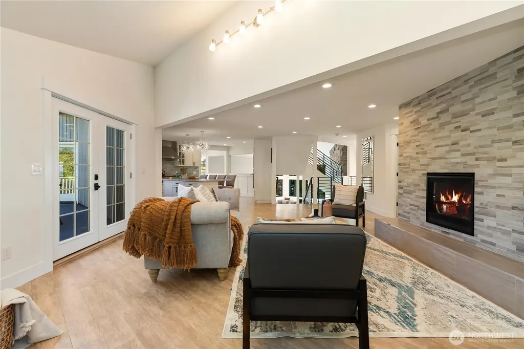 13731 65th Place W Edmonds WA 98026