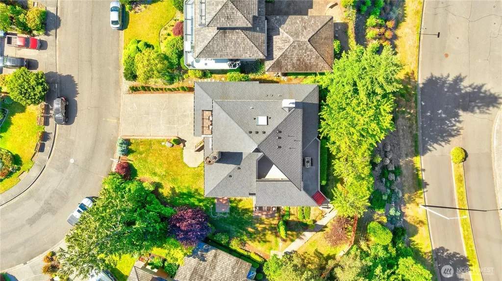13731 65th Place W Edmonds WA 98026