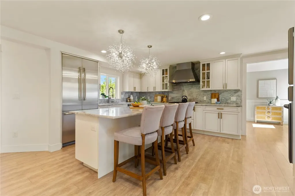 13731 65th Place W Edmonds WA 98026