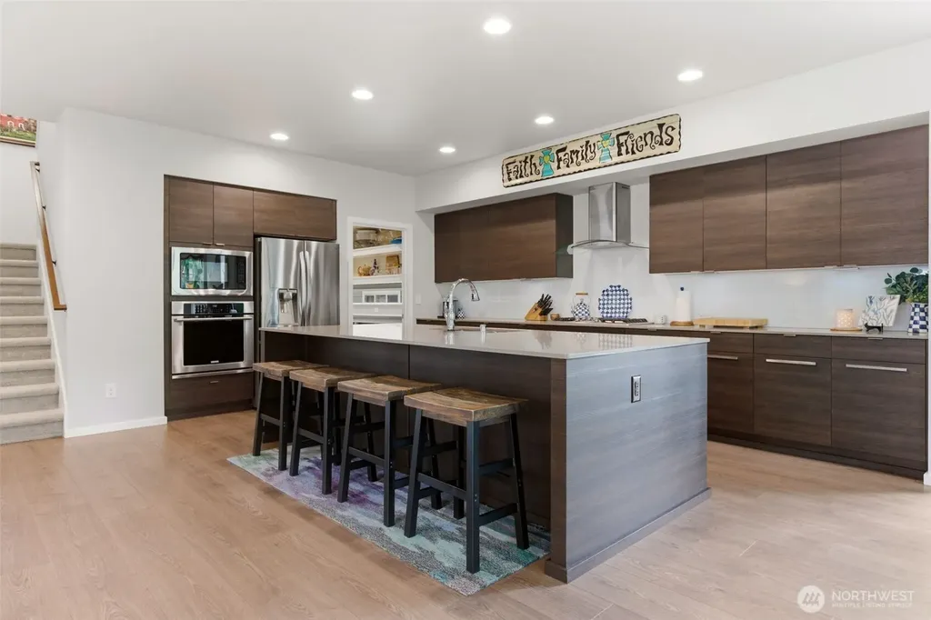 1228 28th Avenue Ct SW Puyallup WA 98373