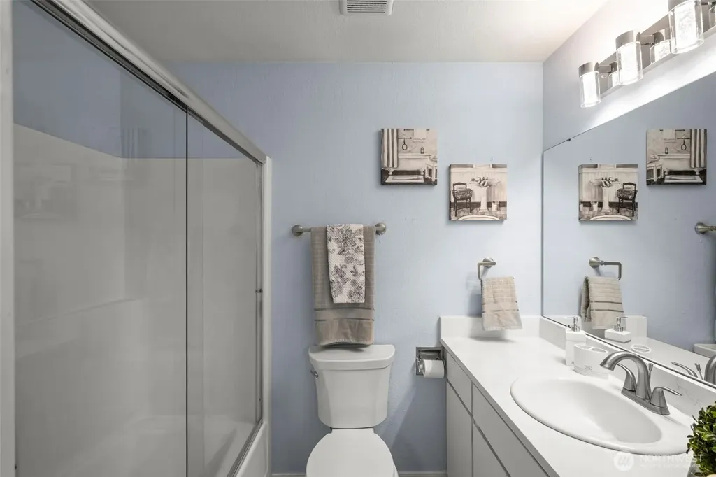 1706 Balsa Court Milton WA 98354