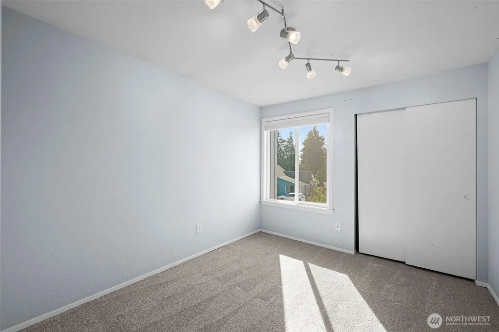 1706 Balsa Court Milton WA 98354