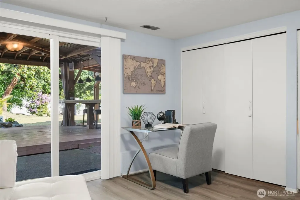 1706 Balsa Court Milton WA 98354