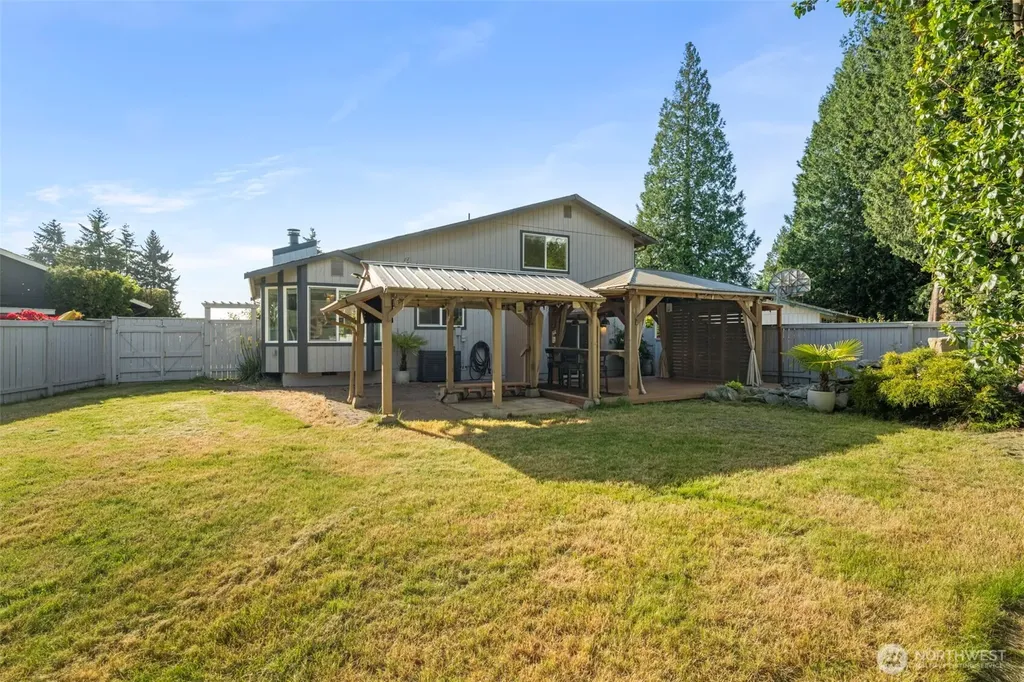 1706 Balsa Court Milton WA 98354