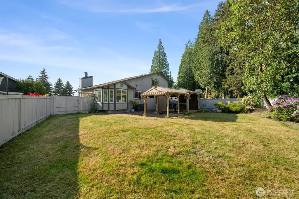 1706 Balsa Court Milton WA 98354