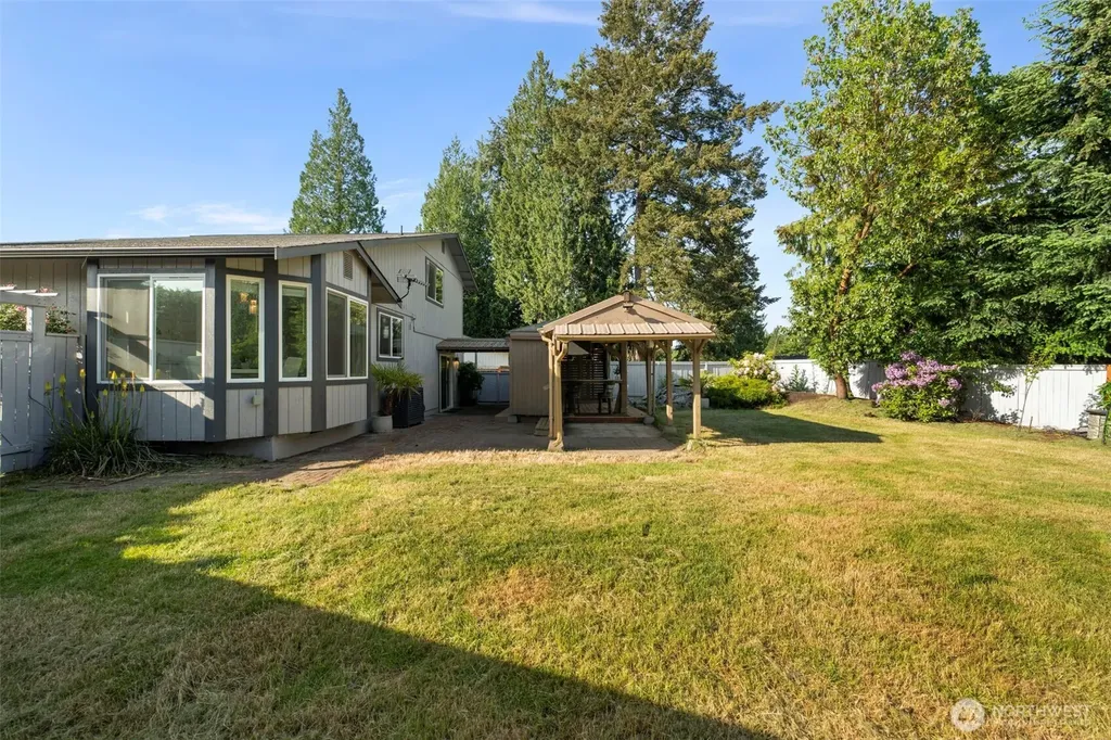1706 Balsa Court Milton WA 98354
