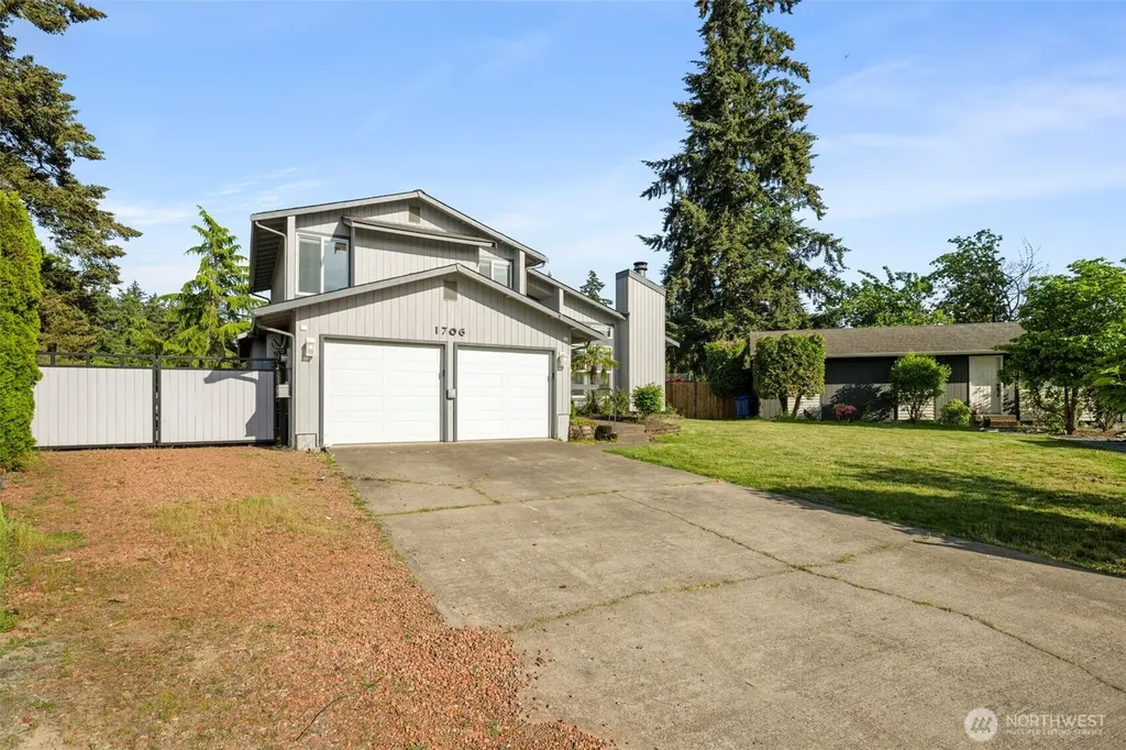 1706 Balsa Court Milton WA 98354