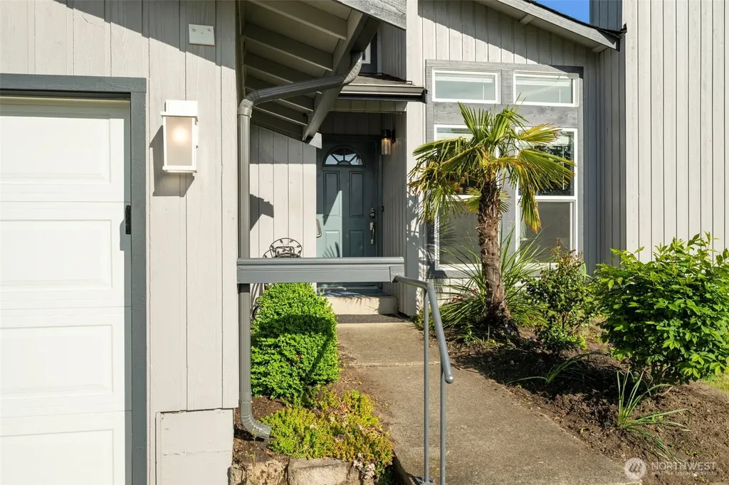 1706 Balsa Court Milton WA 98354