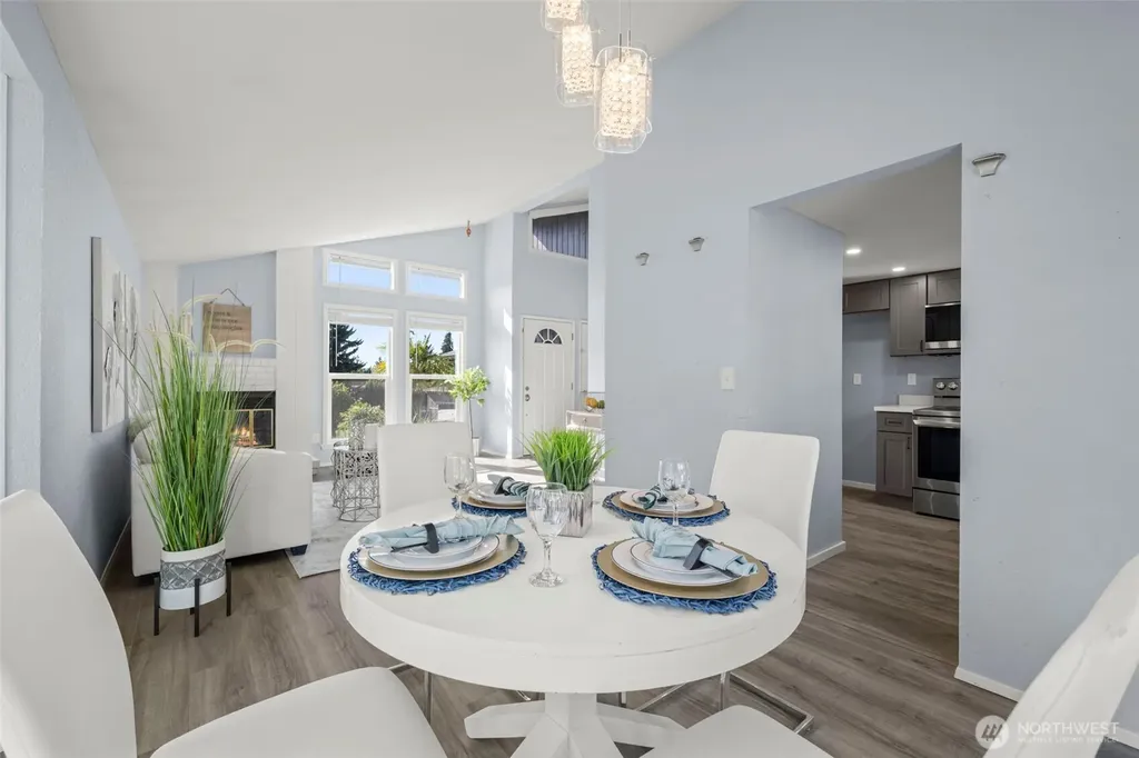 1706 Balsa Court Milton WA 98354
