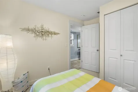 1533 NW 51st Street Seattle WA 98107