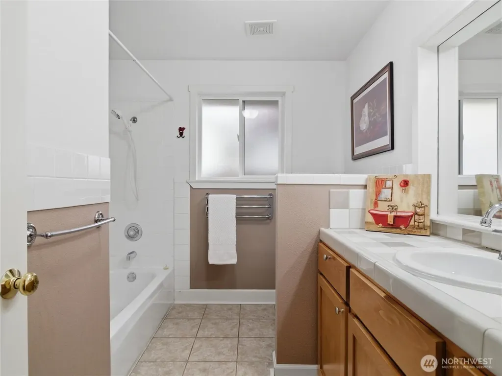 1107 North Street SE Tumwater WA 98501