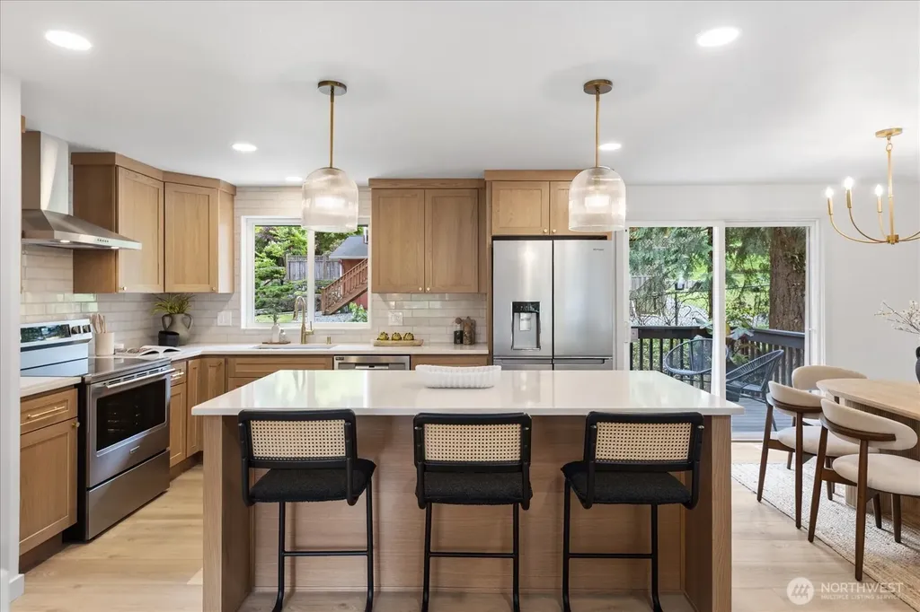 20111 80th Avenue W Edmonds WA 98026