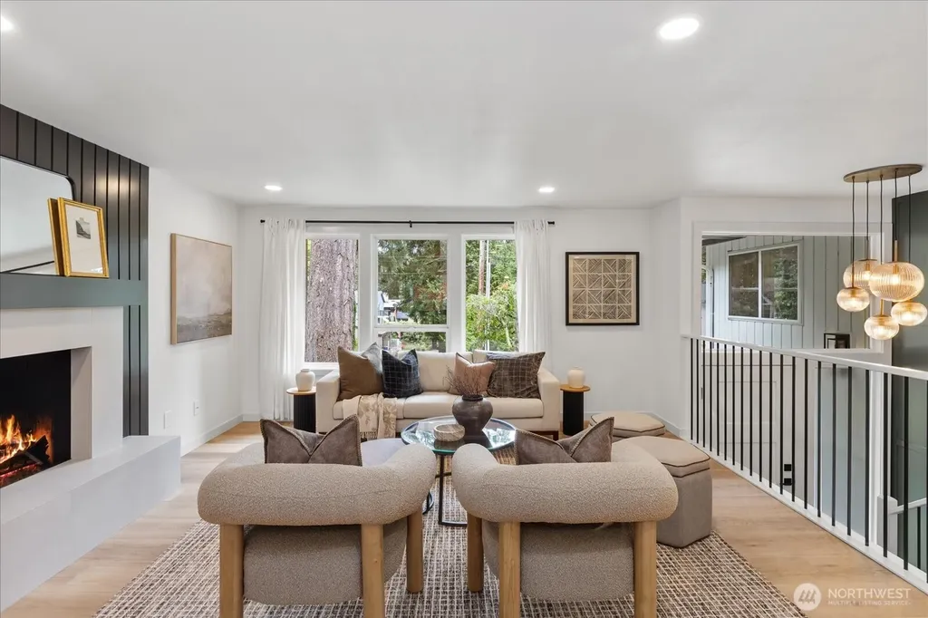 20111 80th Avenue W Edmonds WA 98026